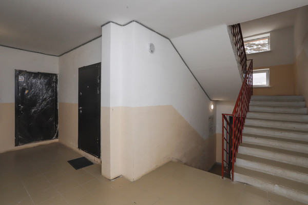 Продам однокомнатную (1-комн.) квартиру, Березовая (Зеленый Берег мкр.) ул, 251, Маркова рп