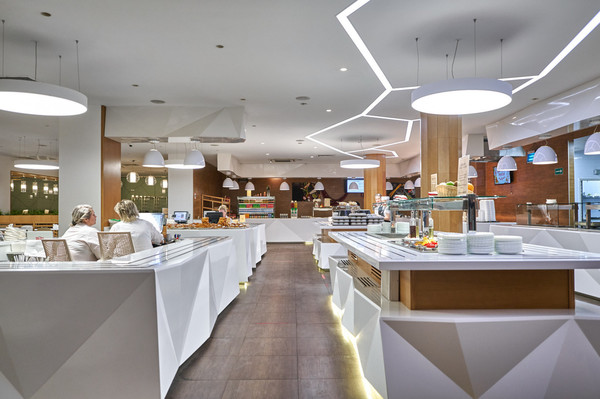 Продам ресторан 1 165 м2, Горбунова ул, 2, Москва г