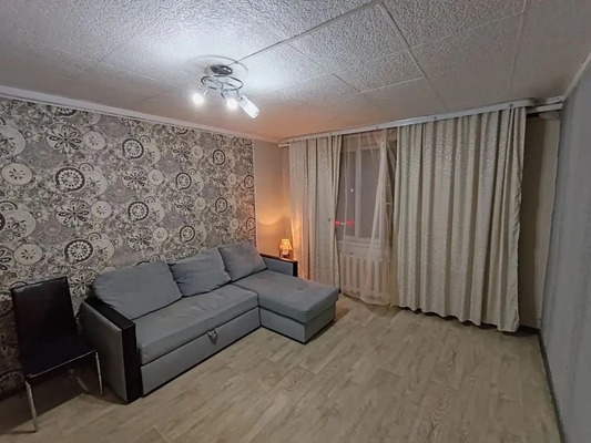 Продам двухкомнатную (2-комн.) квартиру, Ленина ул, 81, Ханты-Мансийск г