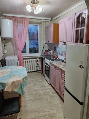 Продам двухкомнатную (2-комн.) квартиру, Ленина ул, 81, Ханты-Мансийск г