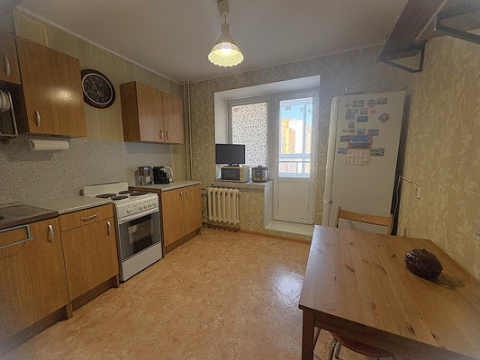 Продам однокомнатную (1-комн.) квартиру, Летчиков ул, 9, Уфа г