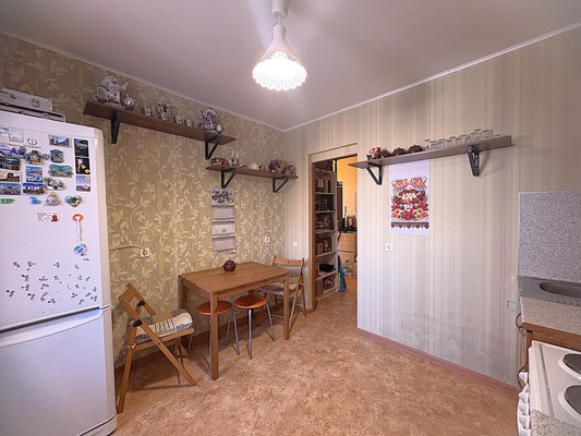 Продам однокомнатную (1-комн.) квартиру, Летчиков ул, 9, Уфа г