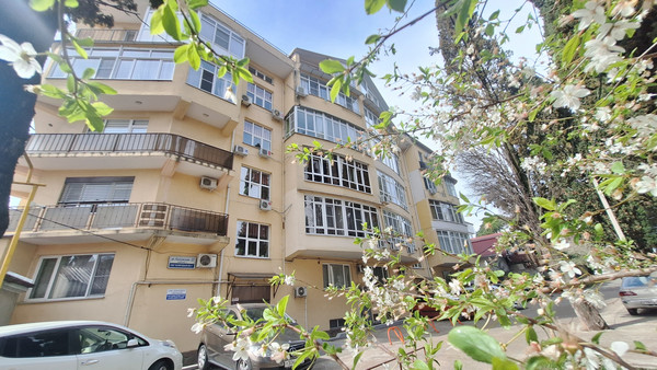 Продам однокомнатную (1-комн.) квартиру, Калужская (Центральный р-н) ул, 23к1, Сочи г