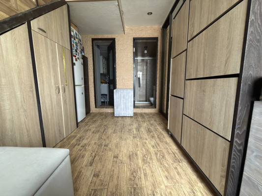 Продам двухкомнатную (2-комн.) квартиру, Розы Люксембург ул, 77, Армавир г