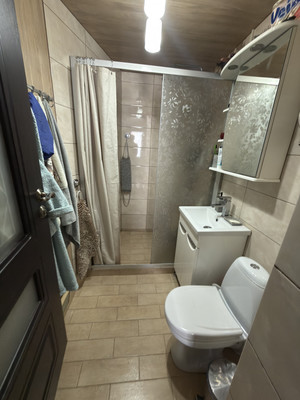 Продам двухкомнатную (2-комн.) квартиру, Розы Люксембург ул, 77, Армавир г