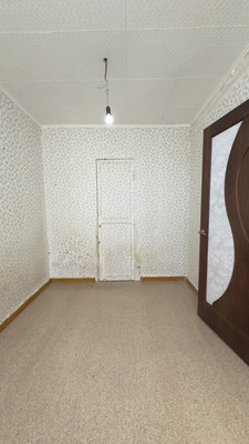 Продам двухкомнатную (2-комн.) квартиру, Комсомольская ул, 23а, Октябрьский г