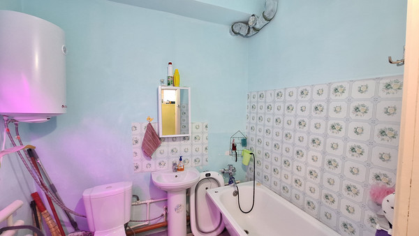 Продам двухкомнатную (2-комн.) квартиру, Школьная ул, 4, Тоболово с