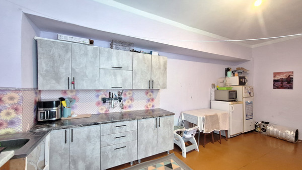 Продам двухкомнатную (2-комн.) квартиру, Школьная ул, 4, Тоболово с