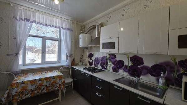 Продам трехкомнатную (3-комн.) квартиру, Красина ул, 22, Ишим г