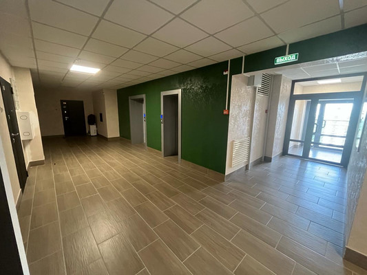 Продам двухкомнатную (2-комн.) квартиру, Нагорная 6-я ул, 15г/10, Барнаул г