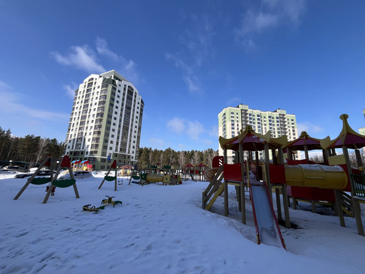 Продам двухкомнатную (2-комн.) квартиру, Нагорная 6-я ул, 15г/10, Барнаул г