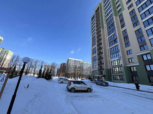 Продам двухкомнатную (2-комн.) квартиру, Нагорная 6-я ул, 15г/10, Барнаул г