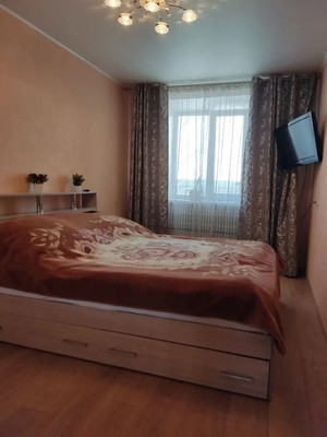 Продам трехкомнатную (3-комн.) квартиру, Хлебозаводская ул, 9, Казань г