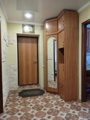 Продам трехкомнатную (3-комн.) квартиру, Хлебозаводская ул, 9, Казань г