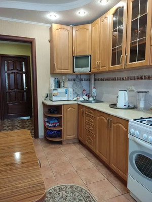 Продам трехкомнатную (3-комн.) квартиру, Хлебозаводская ул, 9, Казань г