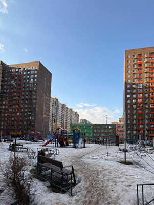 Продам двухкомнатную (2-комн.) квартиру, Свободы (Мирный мкр.) ул, 3, Мирный п