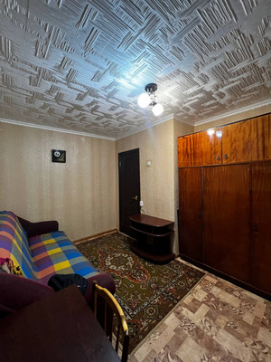 Продам однокомнатную (1-комн.) квартиру, Строителей ул, 6, Молодежное пгт