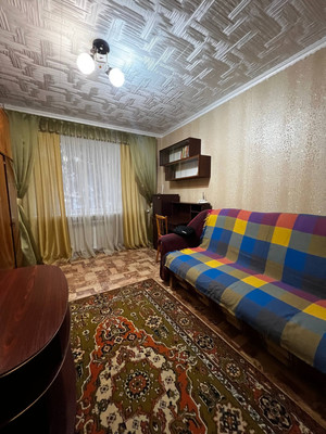 Продам однокомнатную (1-комн.) квартиру, Строителей ул, 6, Молодежное пгт