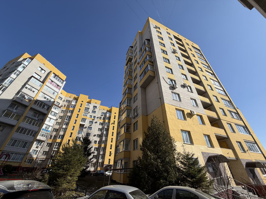 Продам двухкомнатную (2-комн.) квартиру, Ромашина ул, 58к3, Брянск г