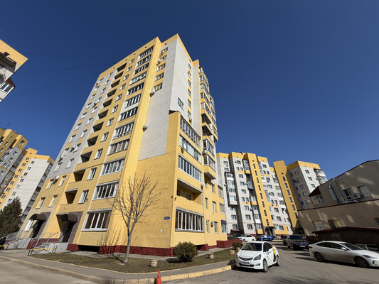 Продам двухкомнатную (2-комн.) квартиру, Ромашина ул, 58к3, Брянск г