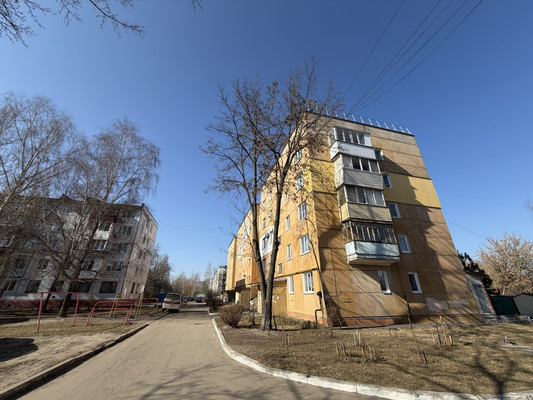 Продам однокомнатную (1-комн.) квартиру, Мичурина ул, 6, Брянск г