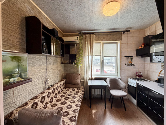 Продам однокомнатную (1-комн.) квартиру, Бела Куна ул, 9, Симферополь г