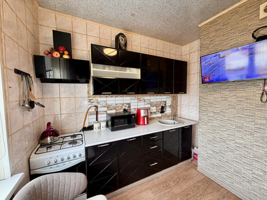 Продам однокомнатную (1-комн.) квартиру, Бела Куна ул, 9, Симферополь г