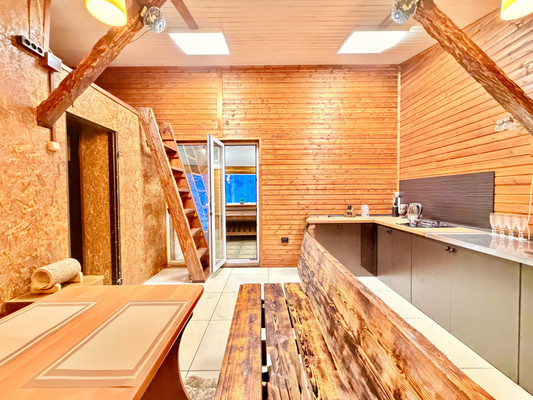 Продам дом, Лесная ул, 21/3, Кола г, 0 км от города