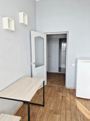 Продам двухкомнатную (2-комн.) квартиру, Гарифа Ахунова ул, 18, Казань г