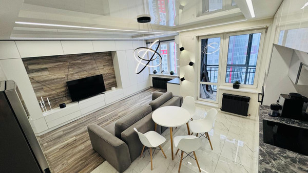 Продам трехкомнатную (3-комн.) квартиру, Аметьевская магистраль ул, 16к1, Казань г