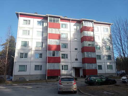 Продам двухкомнатную (2-комн.) квартиру, Надежды ул, 6, Костомукша г