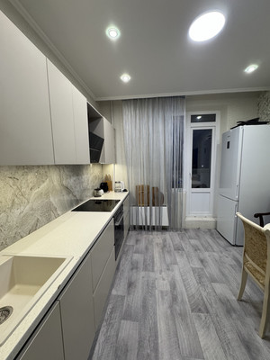 Продам трехкомнатную (3-комн.) квартиру, Жданова ул, 21кБ, Ростов-на-Дону г