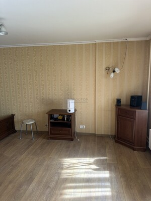 Продам однокомнатную (1-комн.) квартиру, Студёный проезд, 32к2, Москва г