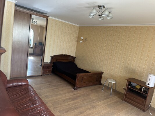 Продам однокомнатную (1-комн.) квартиру, Студёный проезд, 32к2, Москва г