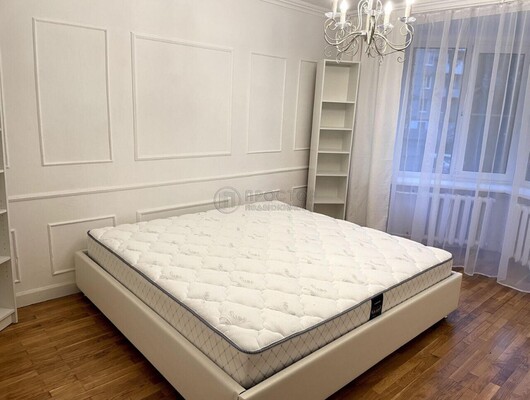 Продам двухкомнатную (2-комн.) квартиру, Краснопрудная ул, 1, Москва г