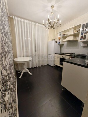 Продам двухкомнатную (2-комн.) квартиру, Краснопрудная ул, 1, Москва г