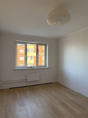 Продам однокомнатную (1-комн.) квартиру, Заречная ул, 33к2, Марусино д