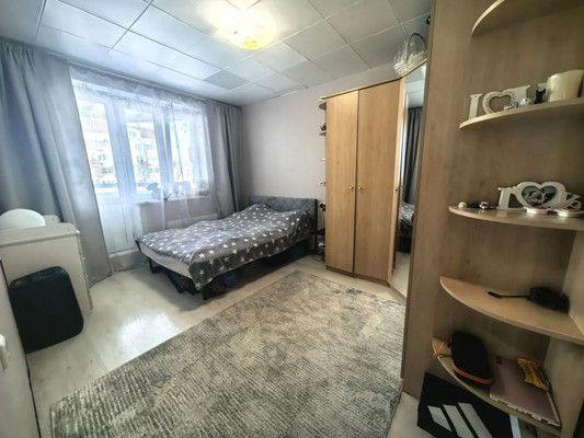 Продам двухкомнатную (2-комн.) квартиру, Северный (Купелинка мкр) кв-л, 15, Сапроново д