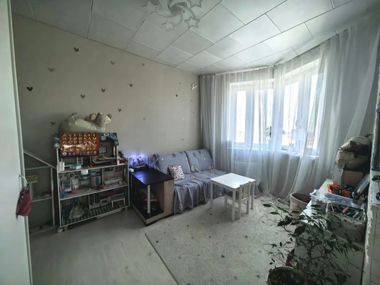 Продам двухкомнатную (2-комн.) квартиру, Северный (Купелинка мкр) кв-л, 15, Сапроново д