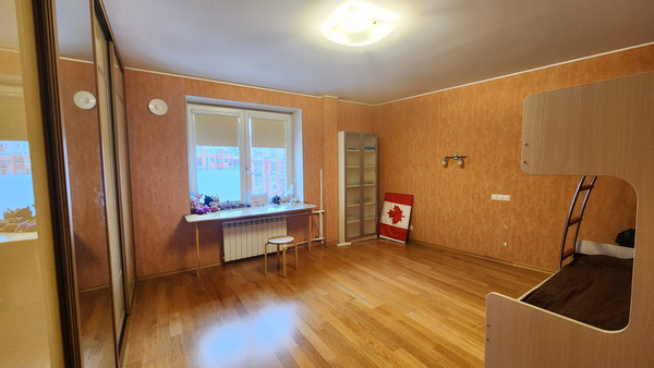 Продам трехкомнатную (3-комн.) квартиру, Савушкина ул, 140, Санкт-Петербург г