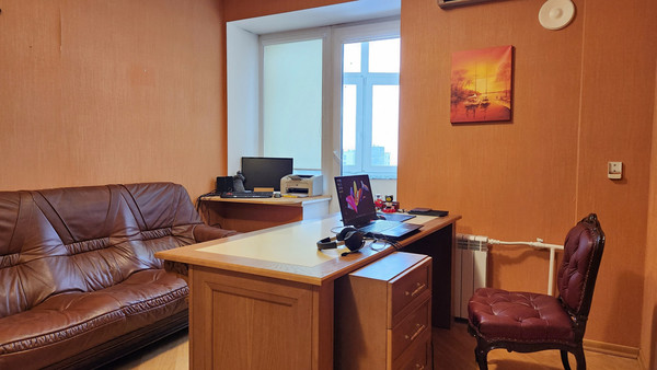 Продам трехкомнатную (3-комн.) квартиру, Савушкина ул, 140, Санкт-Петербург г