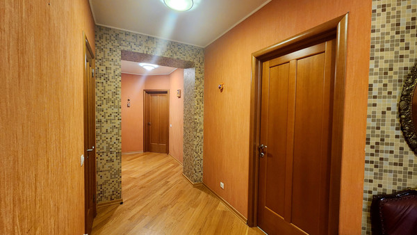 Продам трехкомнатную (3-комн.) квартиру, Савушкина ул, 140, Санкт-Петербург г