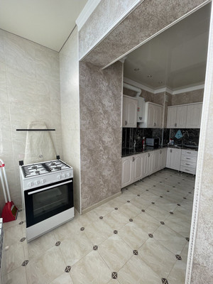 Продам двухкомнатную (2-комн.) квартиру, Профсоюзная ул, 210д, Вольный Аул кп