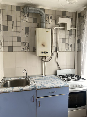 Продам двухкомнатную (2-комн.) квартиру, Калинина ул, 18/20, Тихорецк г