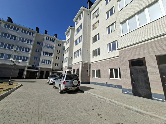 Продам двухкомнатную (2-комн.) квартиру, Октябрьская ул, 74, Тихорецк г