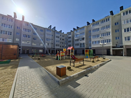 Продам двухкомнатную (2-комн.) квартиру, Октябрьская ул, 74, Тихорецк г