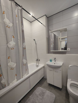 Продам однокомнатную (1-комн.) квартиру, Зеленая ул, 6, Мирный п