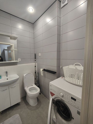 Продам однокомнатную (1-комн.) квартиру, Зеленая ул, 6, Мирный п