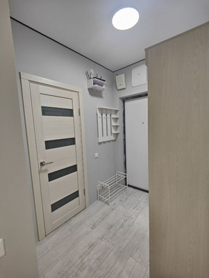 Продам однокомнатную (1-комн.) квартиру, Зеленая ул, 6, Мирный п