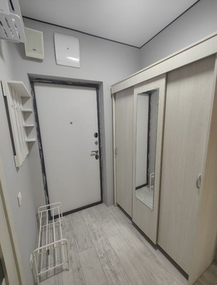 Продам однокомнатную (1-комн.) квартиру, Зеленая ул, 6, Мирный п